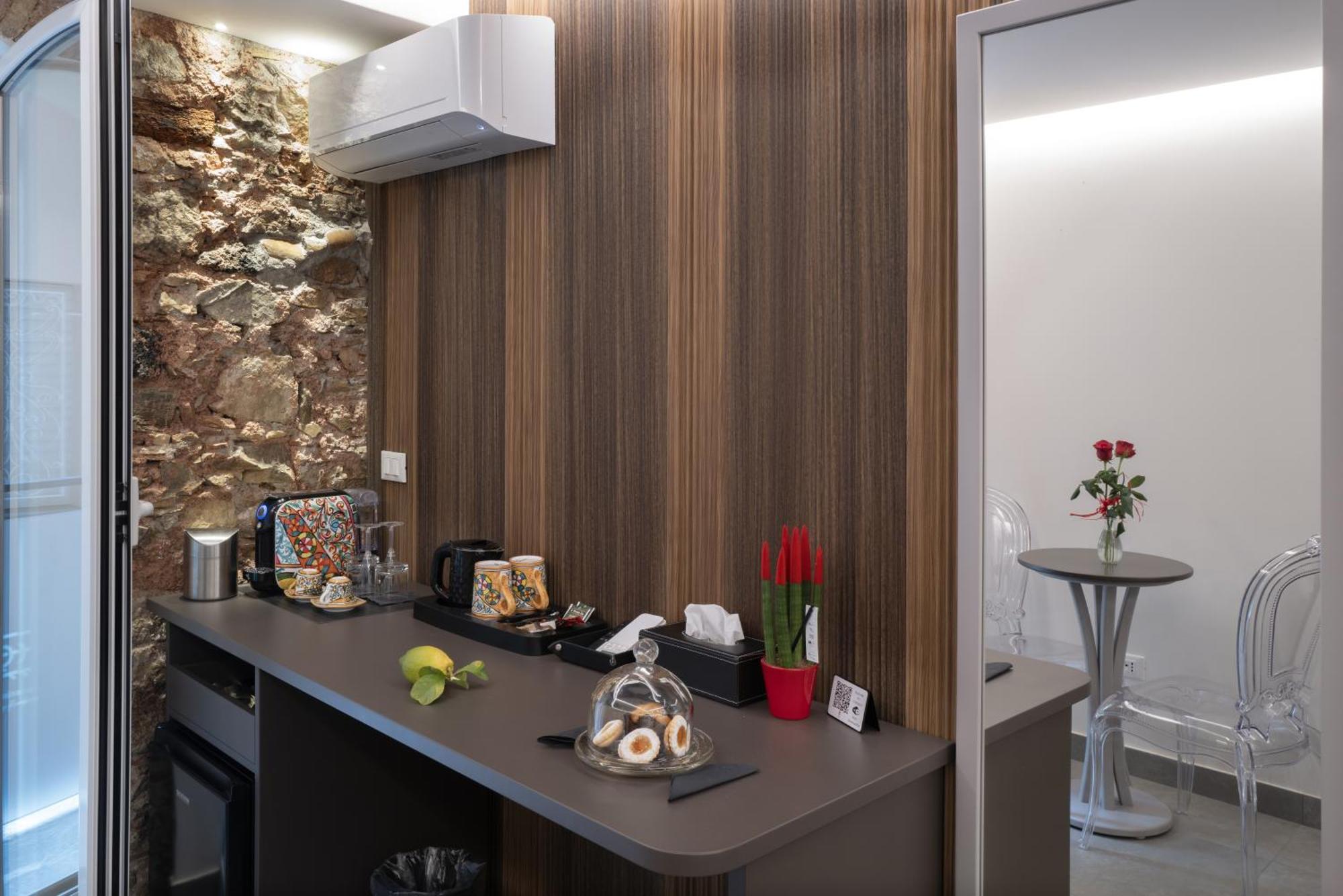 Taormina Charming Rooms Ngoại thất bức ảnh
